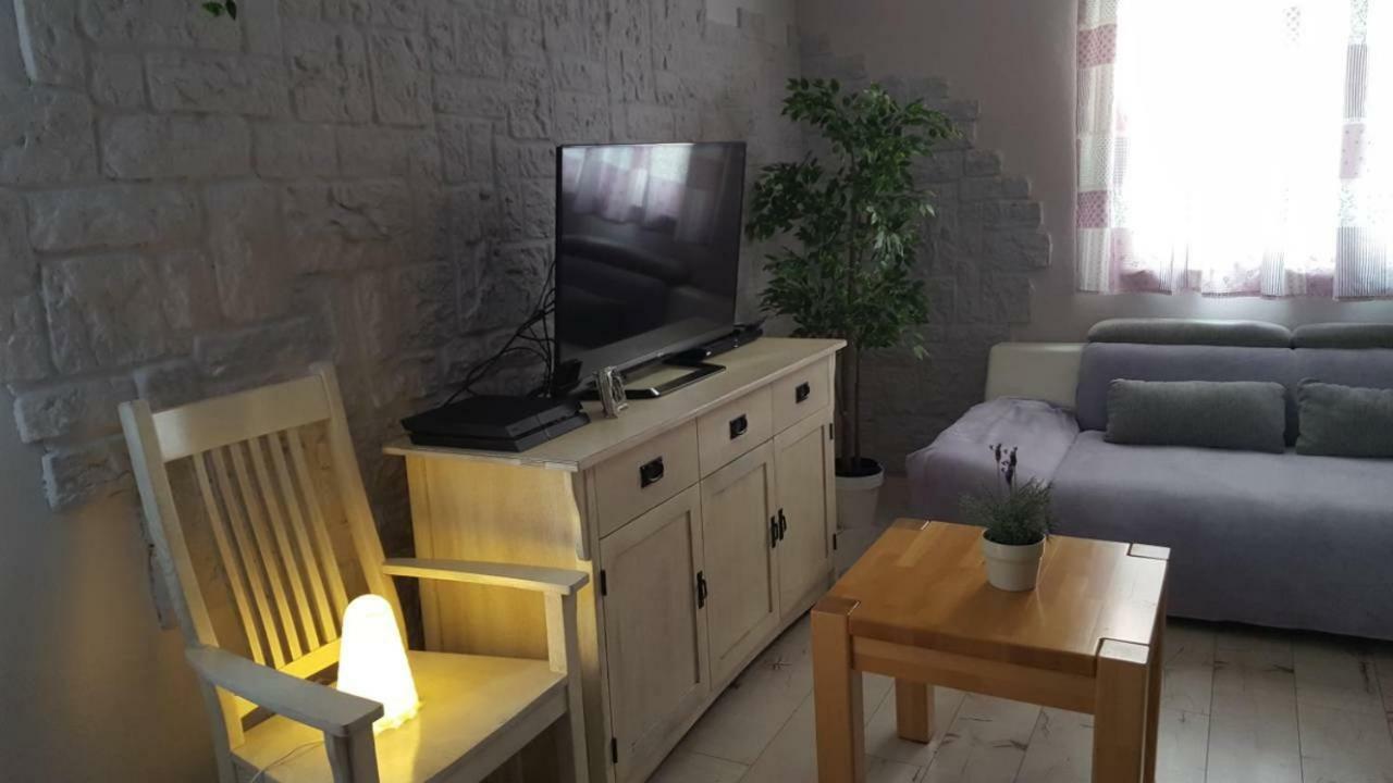 Pinta Apartamento Vodice Exterior foto